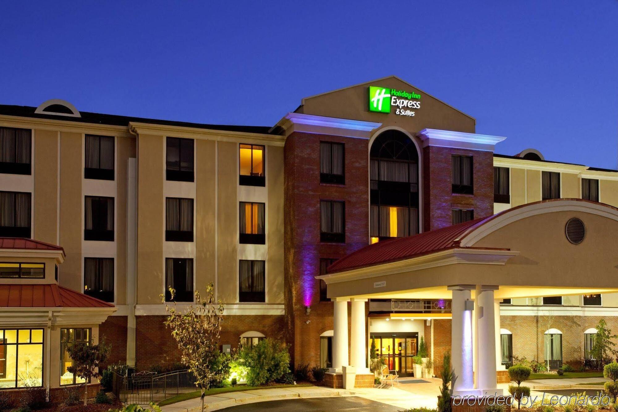 Holiday Inn Express Hotel&Suites Lavonia, an IHG hotel Exterior foto